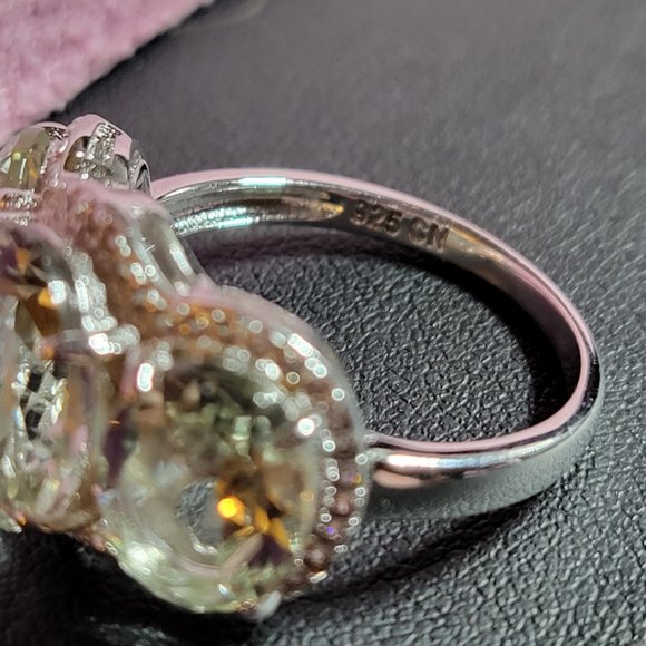 JTV- PRASIOLITE WITH WHITE ZIRCON SILVER 3-STONE RING - Picture 5 of 8